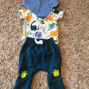 3 piece dinosaur set